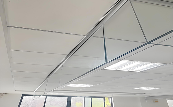 红寺堡玻璃挡烟垂壁