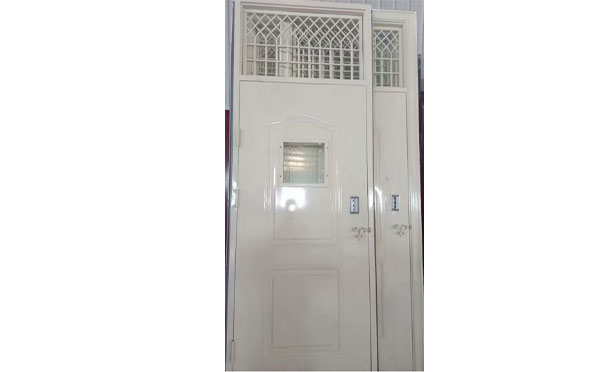 红寺堡学校教室门