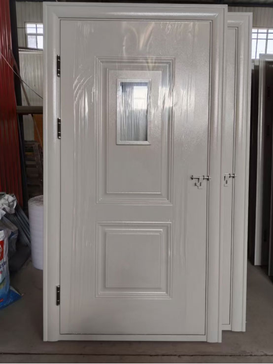 红寺堡学校教室门