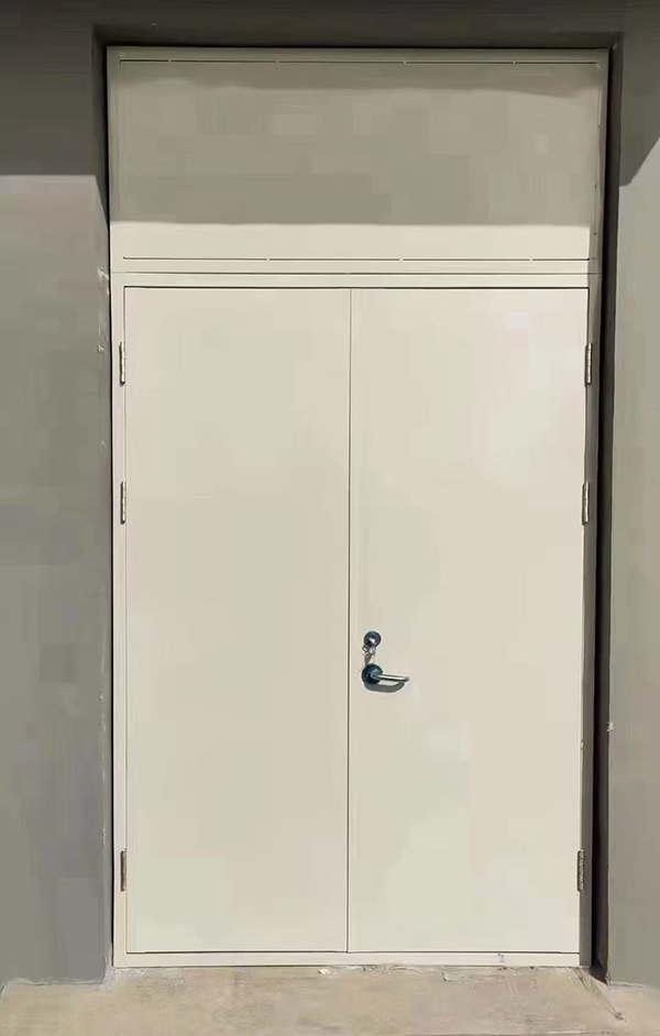 展览馆项目完成大跨度红寺堡防火门安装 展览馆项目完成大跨度红寺堡防火门安装